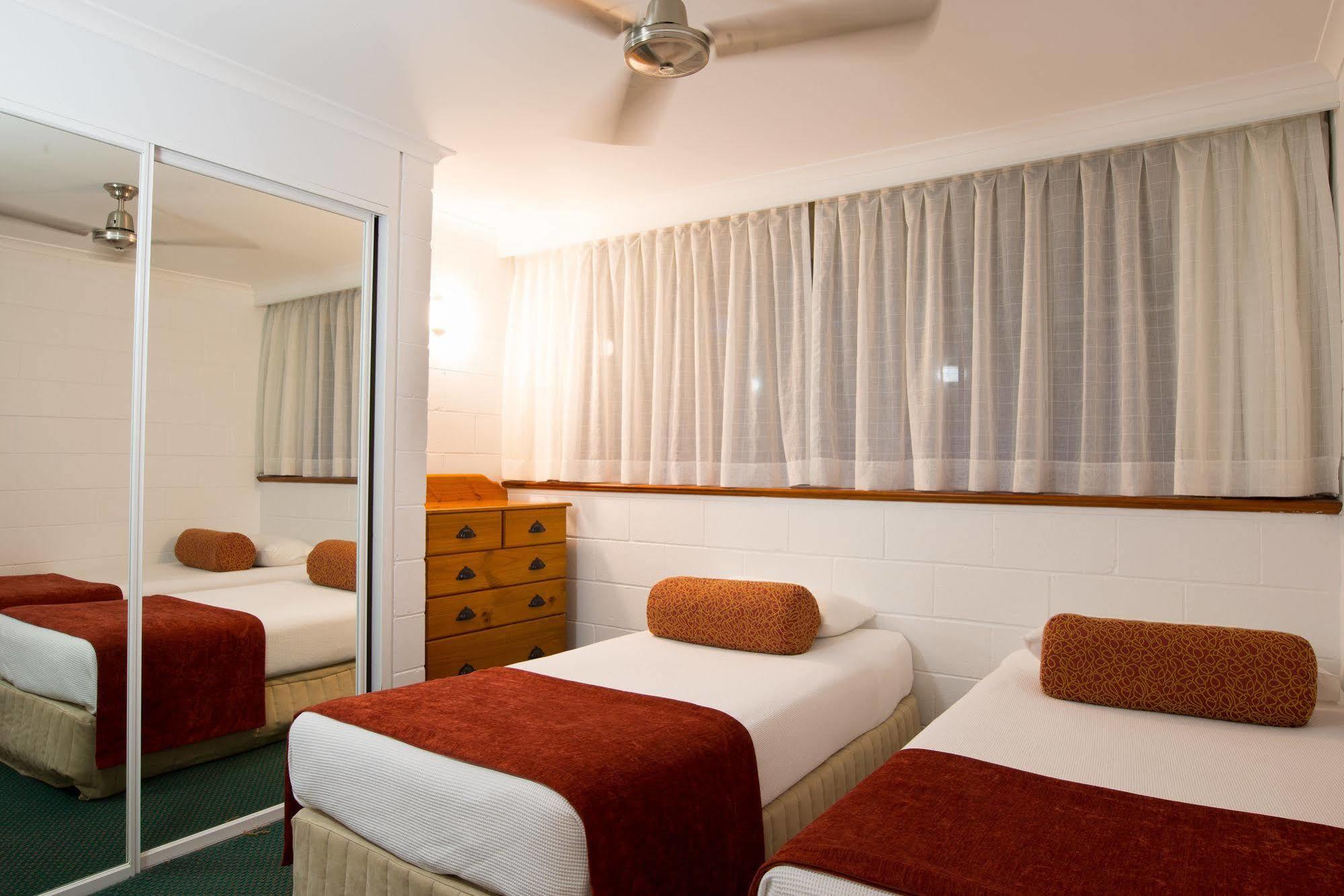 Cedar Lake Country Resort Advancetown Екстер'єр фото